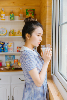 人人做人人爱人人精神